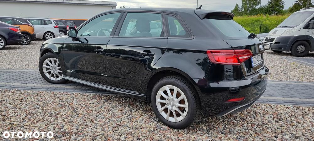 Audi A3 Sportback - 6
