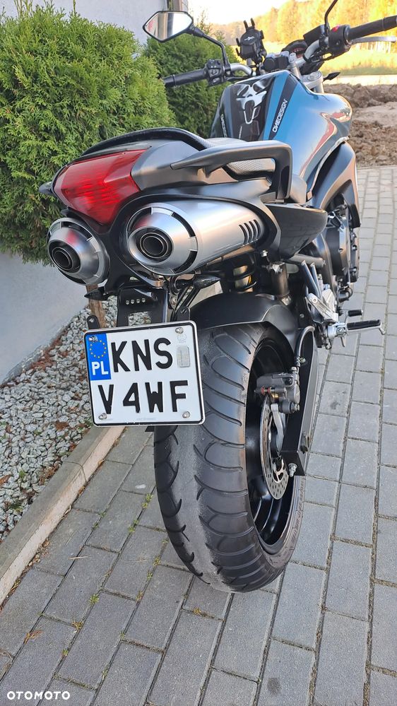 Yamaha FZ - 20