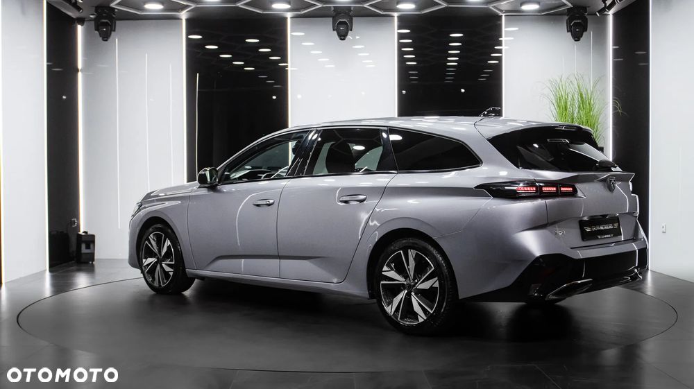 Peugeot 308 1.2 PureTech Allure S&S EAT8 - 5