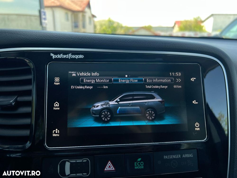 Mitsubishi Outlander - 30