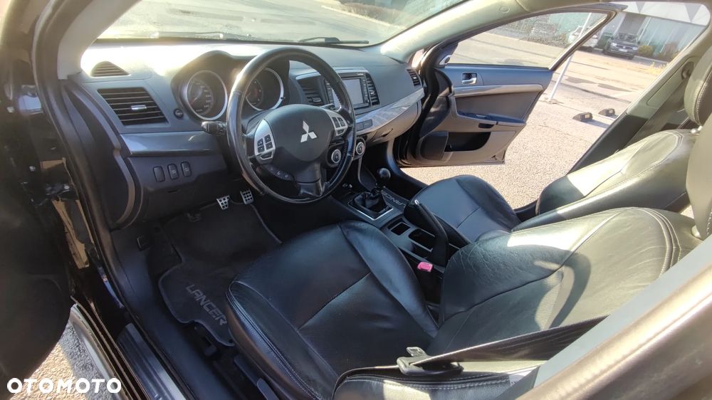 Mitsubishi Lancer 2.0 DID Instyle NAVI - 23