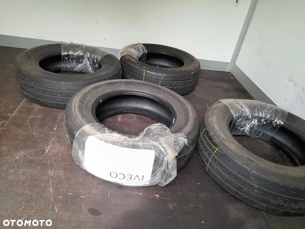 Iveco DAILY 35s180 silnik 3.0 180koni HI-matic Automatyczna skrzynia biegów FULL Wyposażenie!!! KONTENER 8 PALET 430X220X240 wysoki!! winada PALFINGER  Polski salon GWARANCJA przebiegu!!! - 21