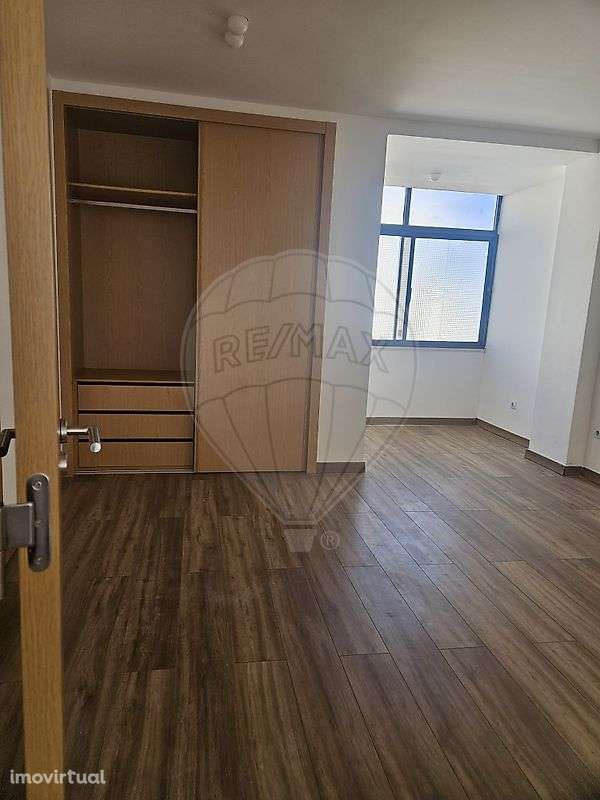 Apartamento T2 para arrendamento - Grande imagem: 5/9