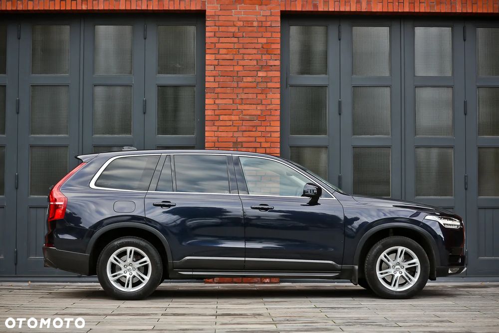 Volvo XC 90 D5 AWD Geartronic Momentum - 2