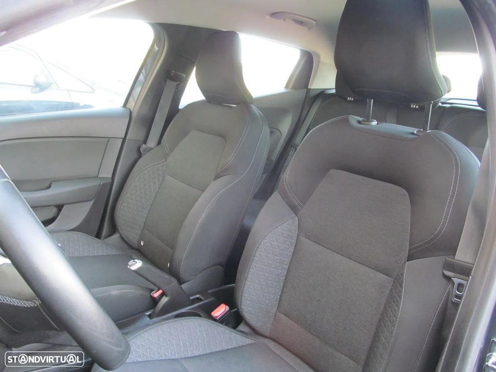 Renault Clio TCe 100 BUSINESS EDITION - 4