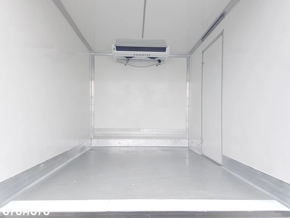 Renault MASTER CHŁODNIA AGREGAT 6EP IZOTERMA 3,33x2,11x2,00 KLIMA DMC 3500 KG MANUAL KRAJOWY - 20