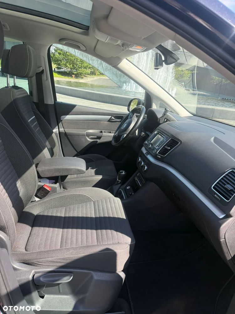 Volkswagen Sharan 2.0 TDI Highline - 11