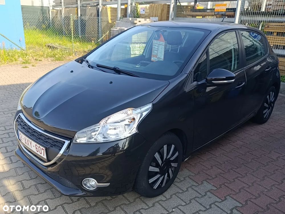 Peugeot 208 82 VTI Allure - 3
