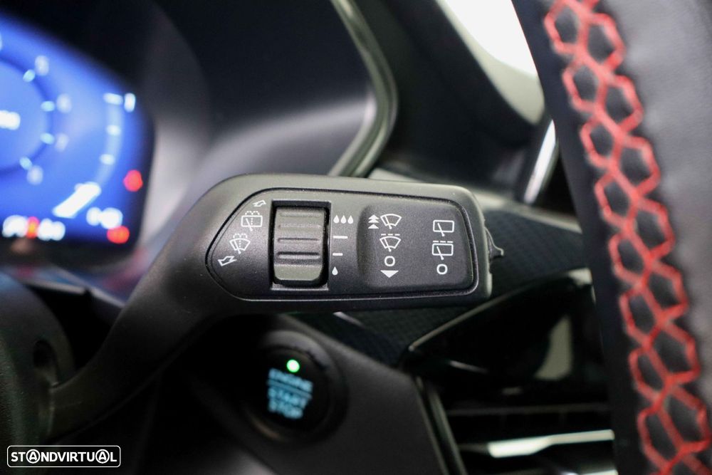 Ford Kuga 1.5 EcoBoost ST-Line X - 14