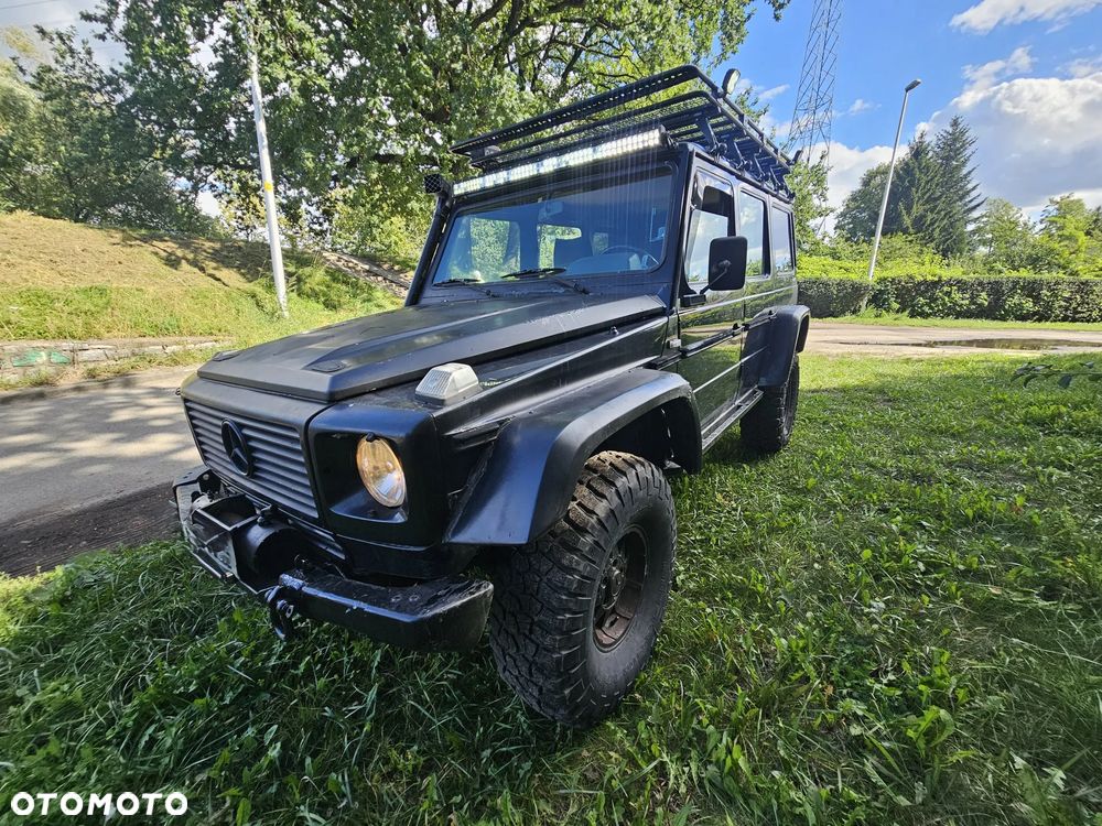 Mercedes-Benz Klasa G 300 GD - 2