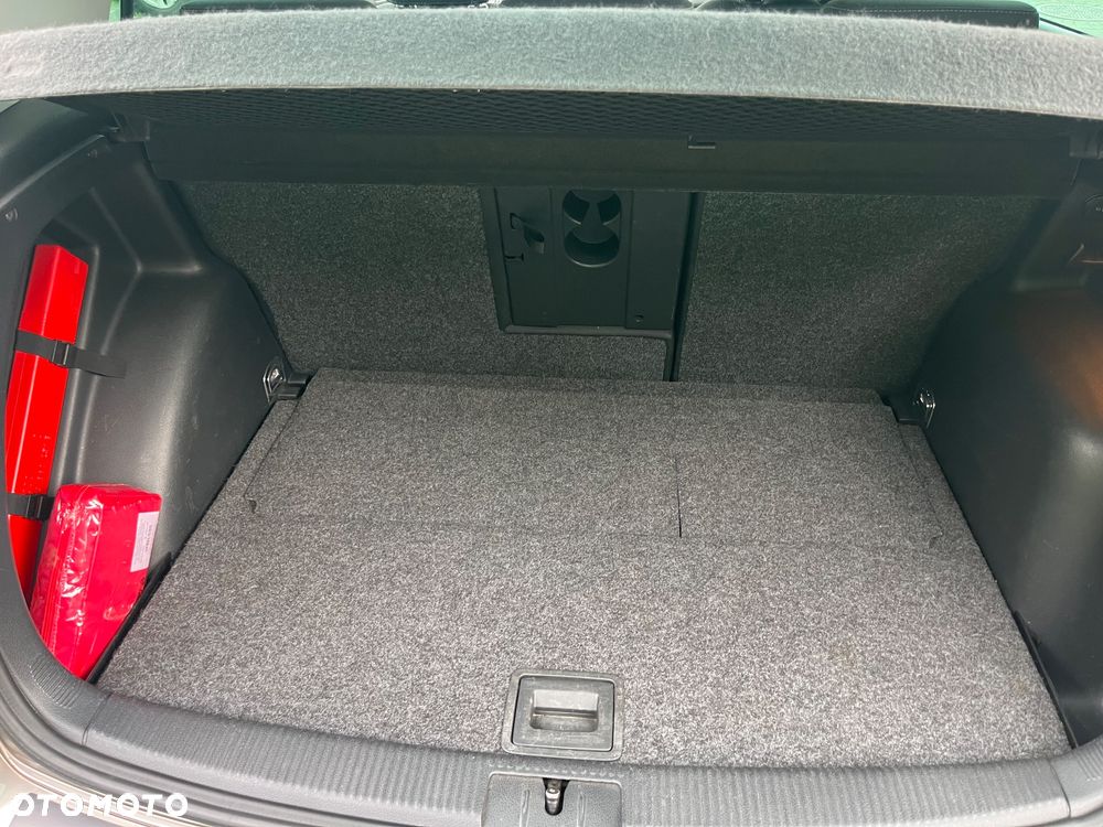 Volkswagen Golf Plus 1.2 TSI BlueMotion Technology Team - 9