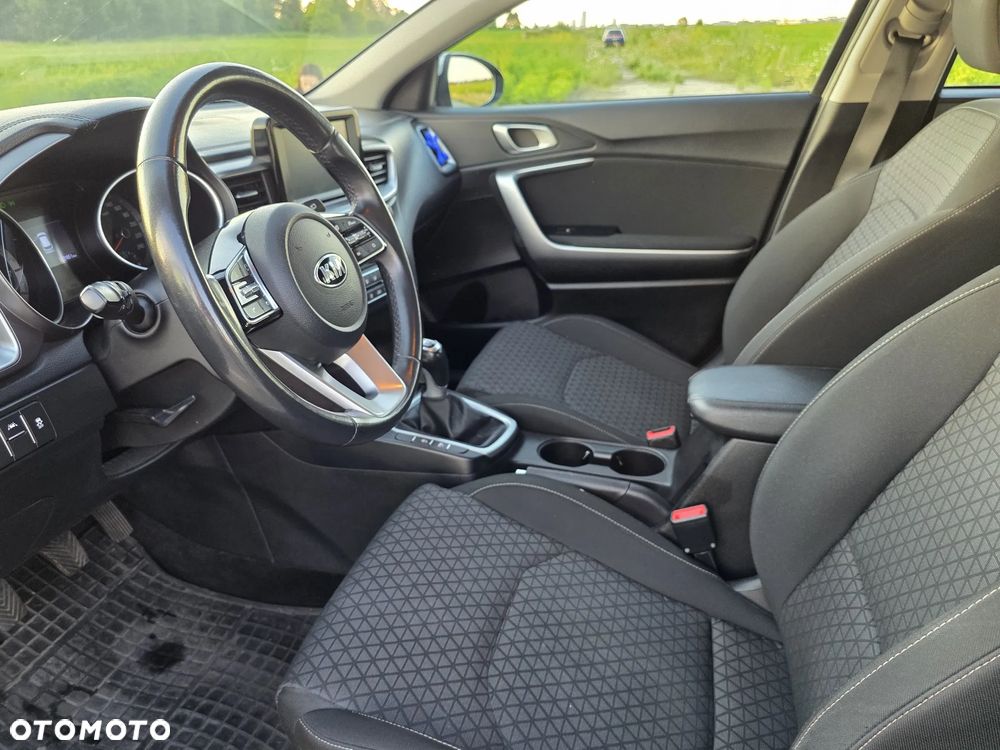 Kia Ceed 1.4 T-GDI L - 10