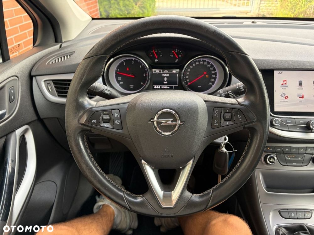 Opel Astra 1.6 CDTI Enjoy - 9