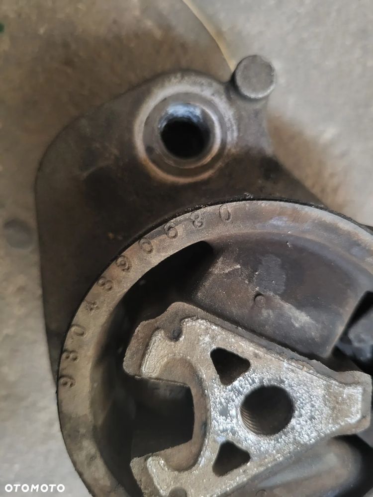 Poduszka łapa silnika 2.0 BLUEHDI Peugeot Citroen - 3