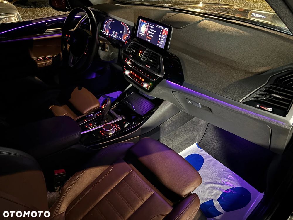 BMW X3 sDrive18d xLine sport - 10