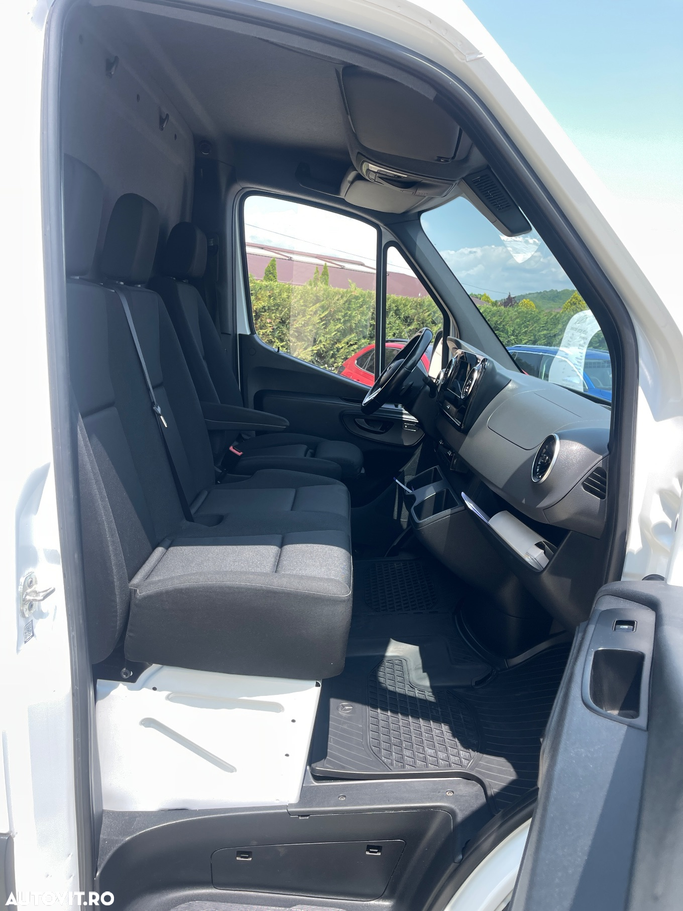 Mercedes-Benz Sprinter 316CDI  AUTOMAT MEDIU - 22
