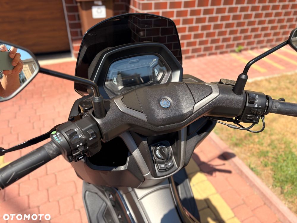Yamaha NMAX - 14