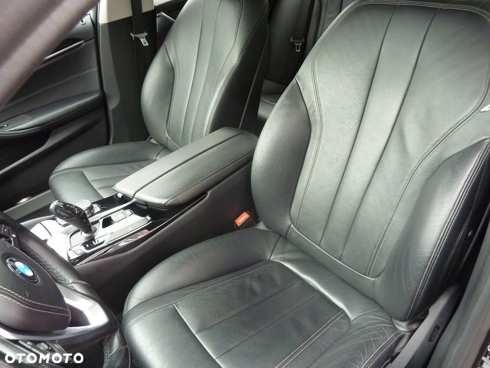 BMW Seria 5 - 12