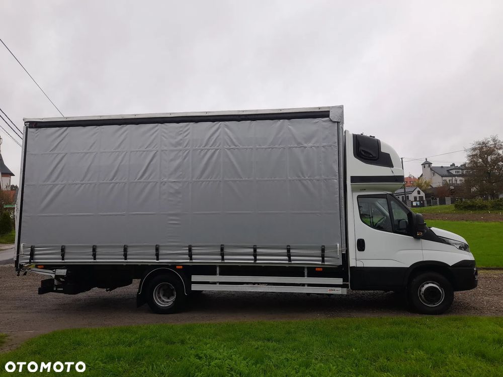 Iveco DAILY 70C18 72C18 dmc 7,2T 180Koni 15 Europalet 2x FIRANKA + ODSUWANY DACH -Sypialnia- WINDA CHOWANA 1000KG POLSKI SALON-- NISKI PRZEBIEG!!! - 4