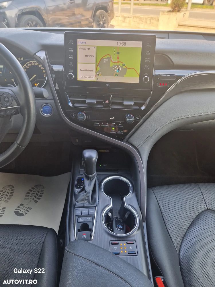 Toyota Camry 2.5 Exclusive - 15