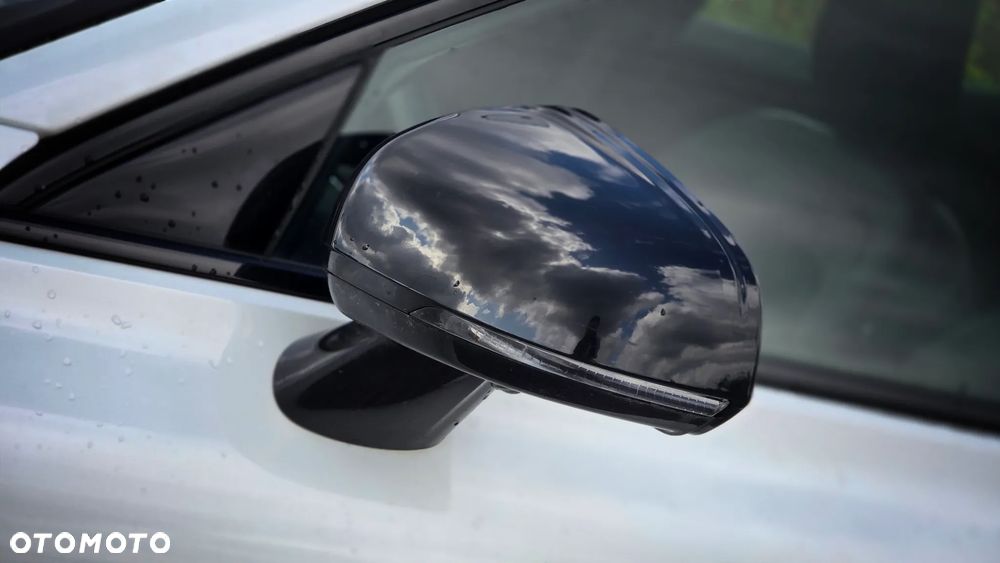Volvo S60 T5 R-Design - 20
