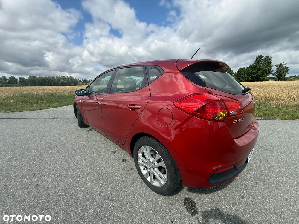 Kia Ceed 1.6 GDI L - 11