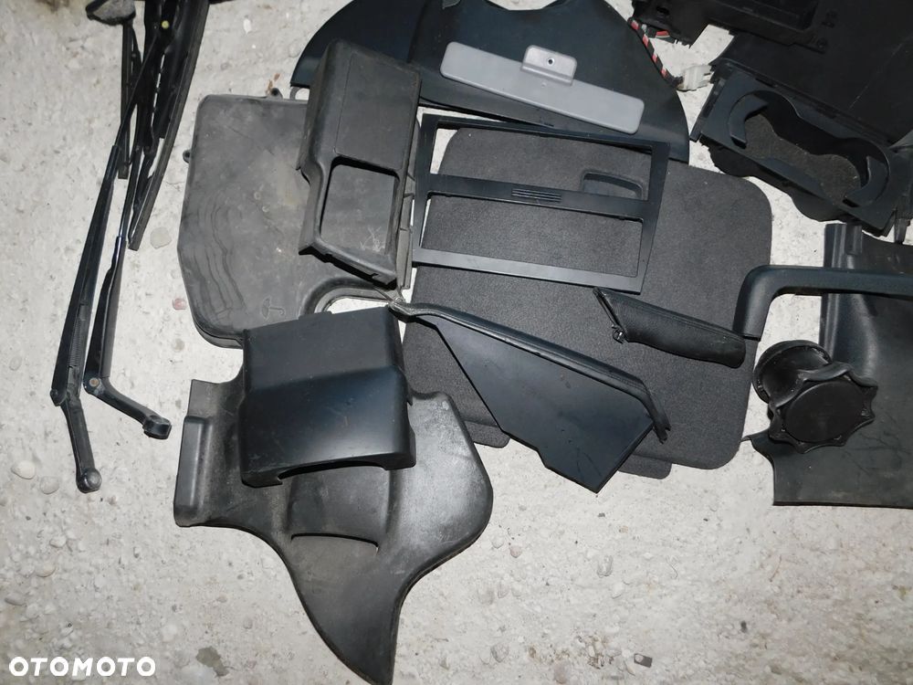plastik słupek nakładka osłona daszek AUDI A4 B5 LIFT FL 99-01 - 2