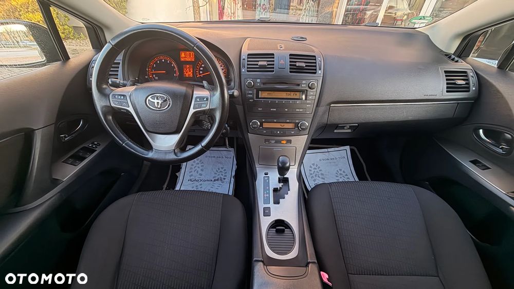 Toyota Avensis 2.0 Multidrive S Executive - 6