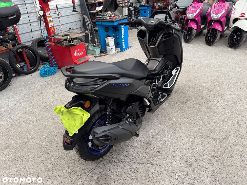 Yamaha NMAX - 6