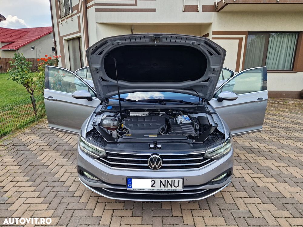 Volkswagen Passat - 30