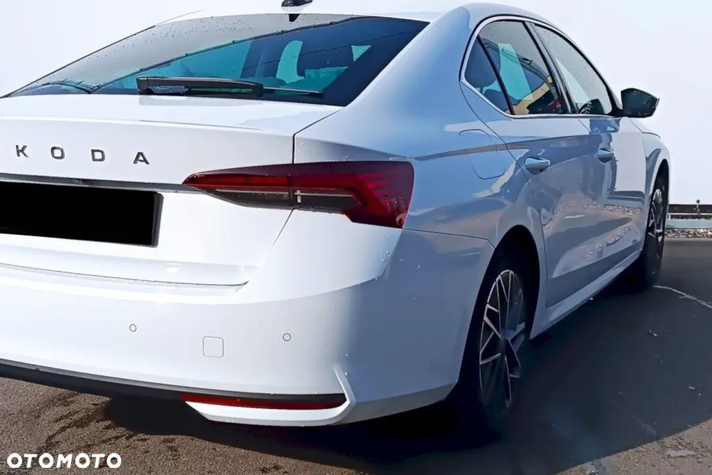 Skoda Octavia 1.5 TSI mHEV Drive Selection DSG - 9