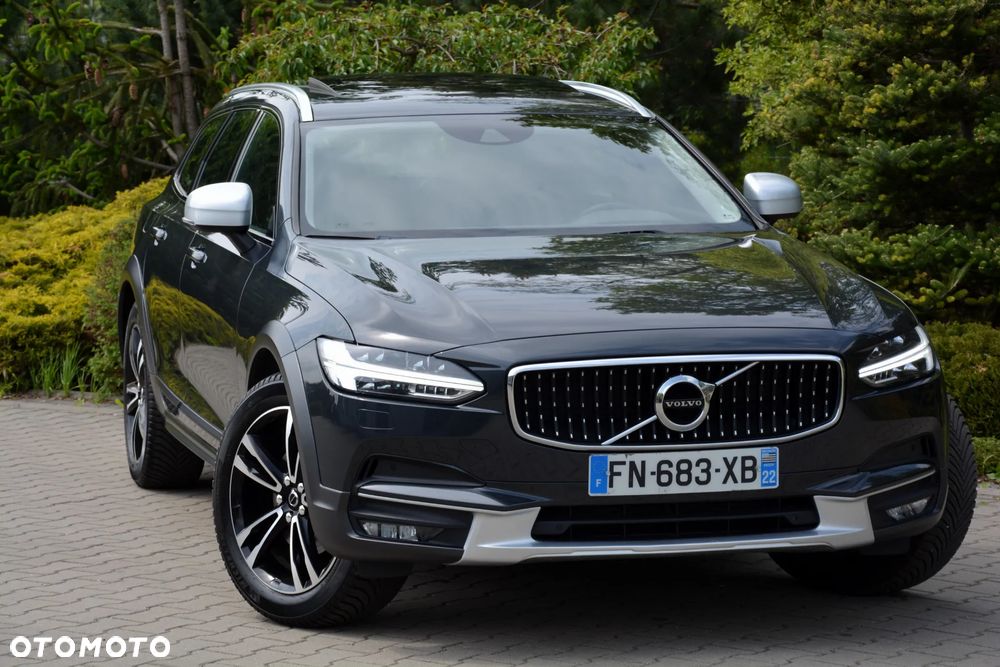 Volvo V90 Cross Country D4 AWD Geartronic Pro - 10