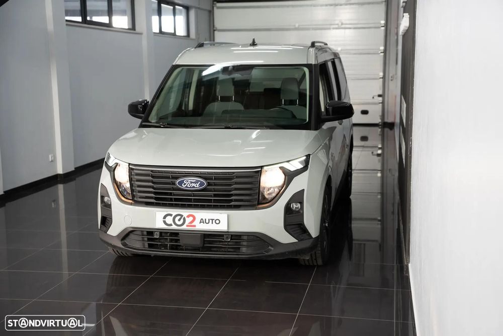 Ford Tourneo Courier 1.0 EcoBoost Titanium - 4