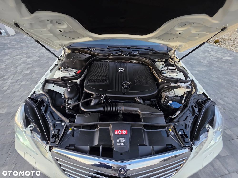 Mercedes-Benz Klasa E 220 CDI Automatik Avantgarde DPF BusinessEDITION - 26