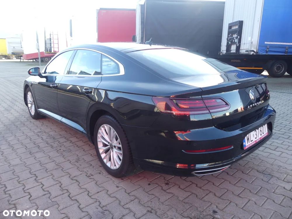 Volkswagen Arteon 2.0 TSI Essence DSG - 9