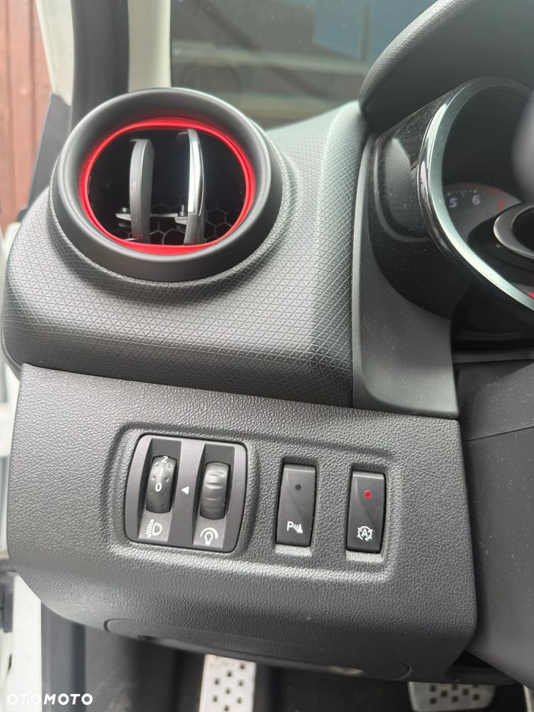 Renault Clio 1.6 R.S.Trophy 220 EDC - 16