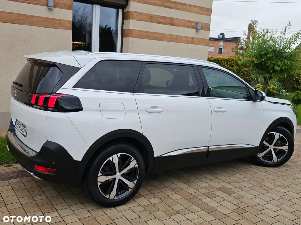 Peugeot 5008 - 9
