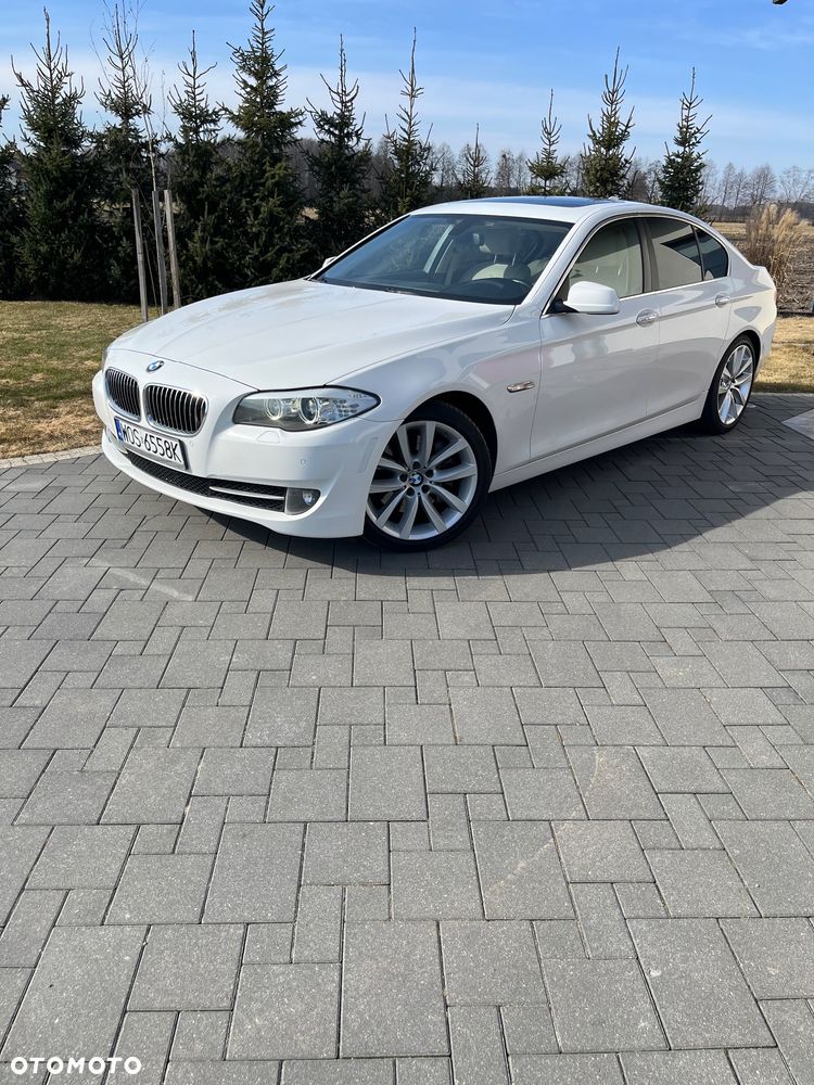 BMW Seria 5 535i xDrive - 10