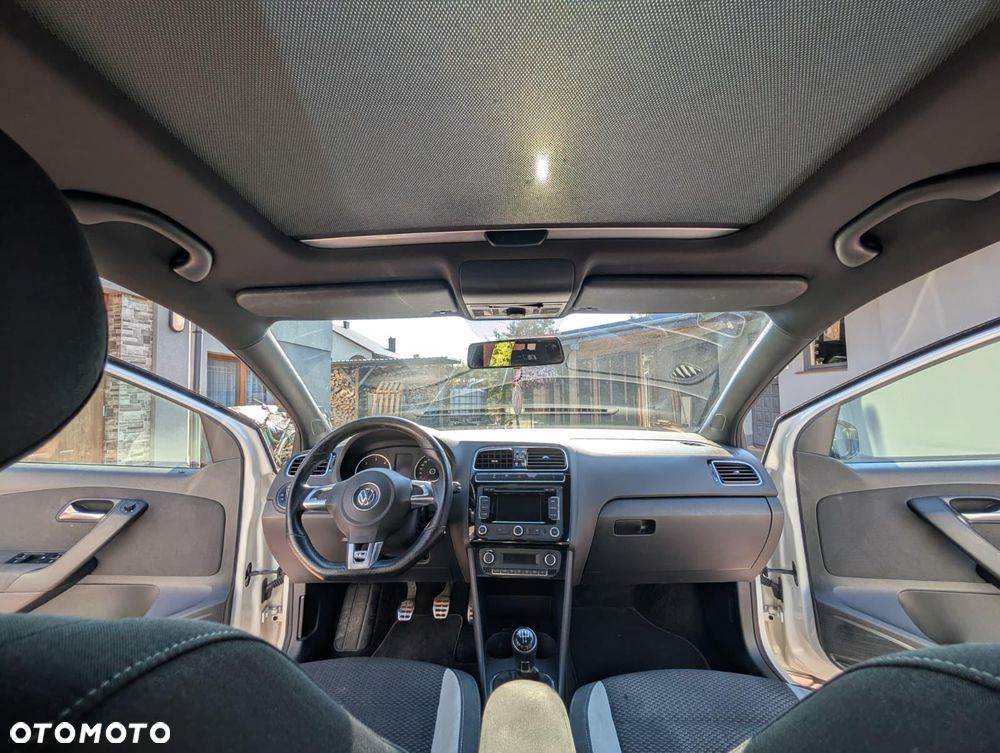 Volkswagen Polo 1.6 TDI DPF Highline - 9
