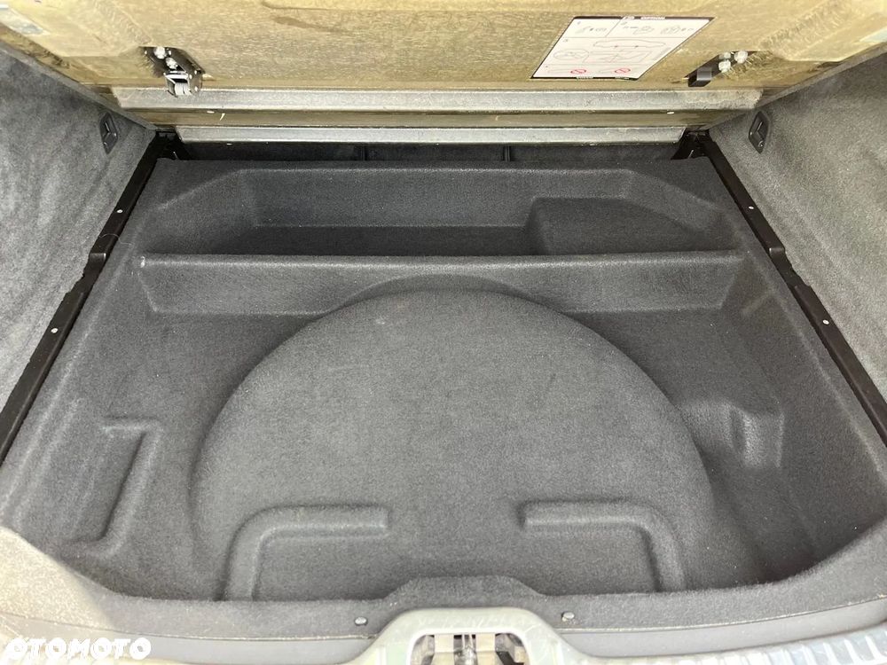 Volvo XC 60 - 25