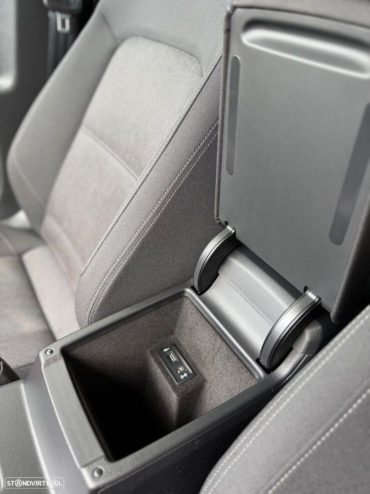 VW Passat Variant 1.5 TSI Confortline DSG - 44