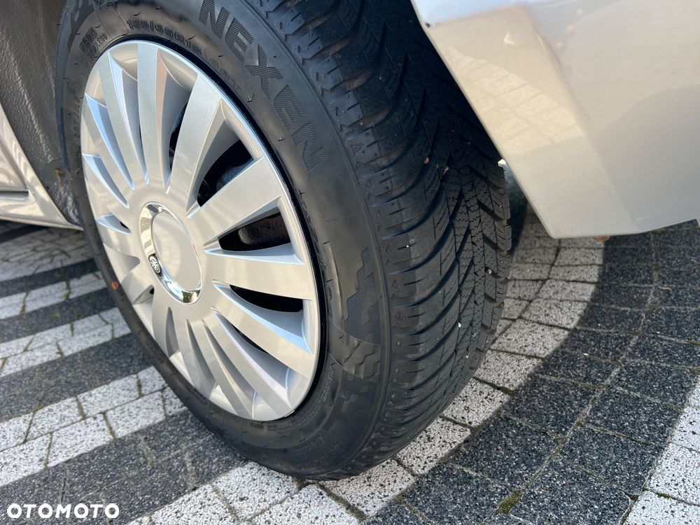 Dacia Sandero 1.4 MPI Ambiance - 19