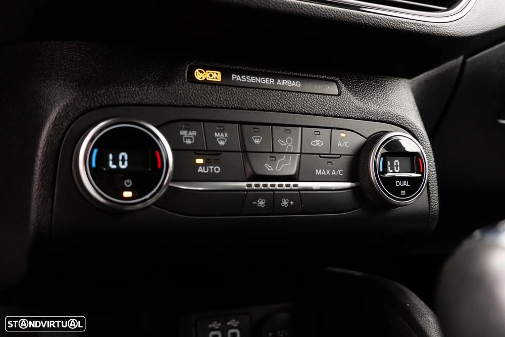 Ford Focus SW — fotografia 21