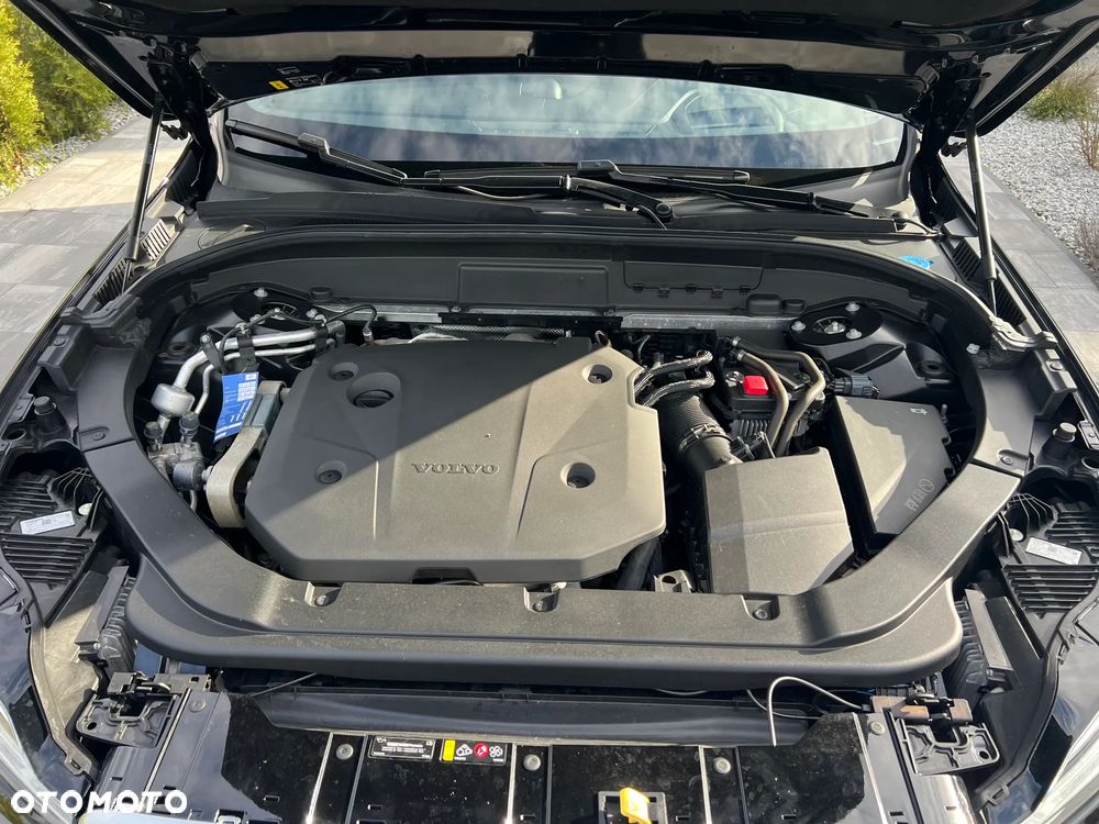 Volvo XC 60 B5 D AWD Geartronic RDesign - 36