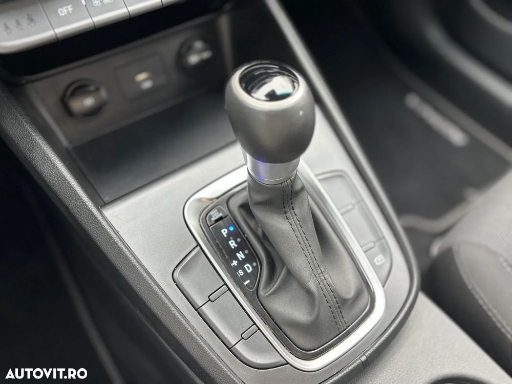 Hyundai KONA 1.6 GDI DCT Hybrid Advantage - 21