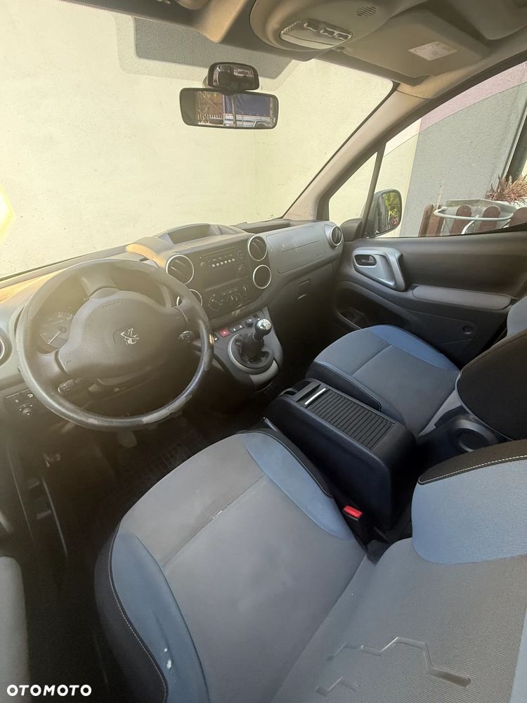 Peugeot Partner - 11