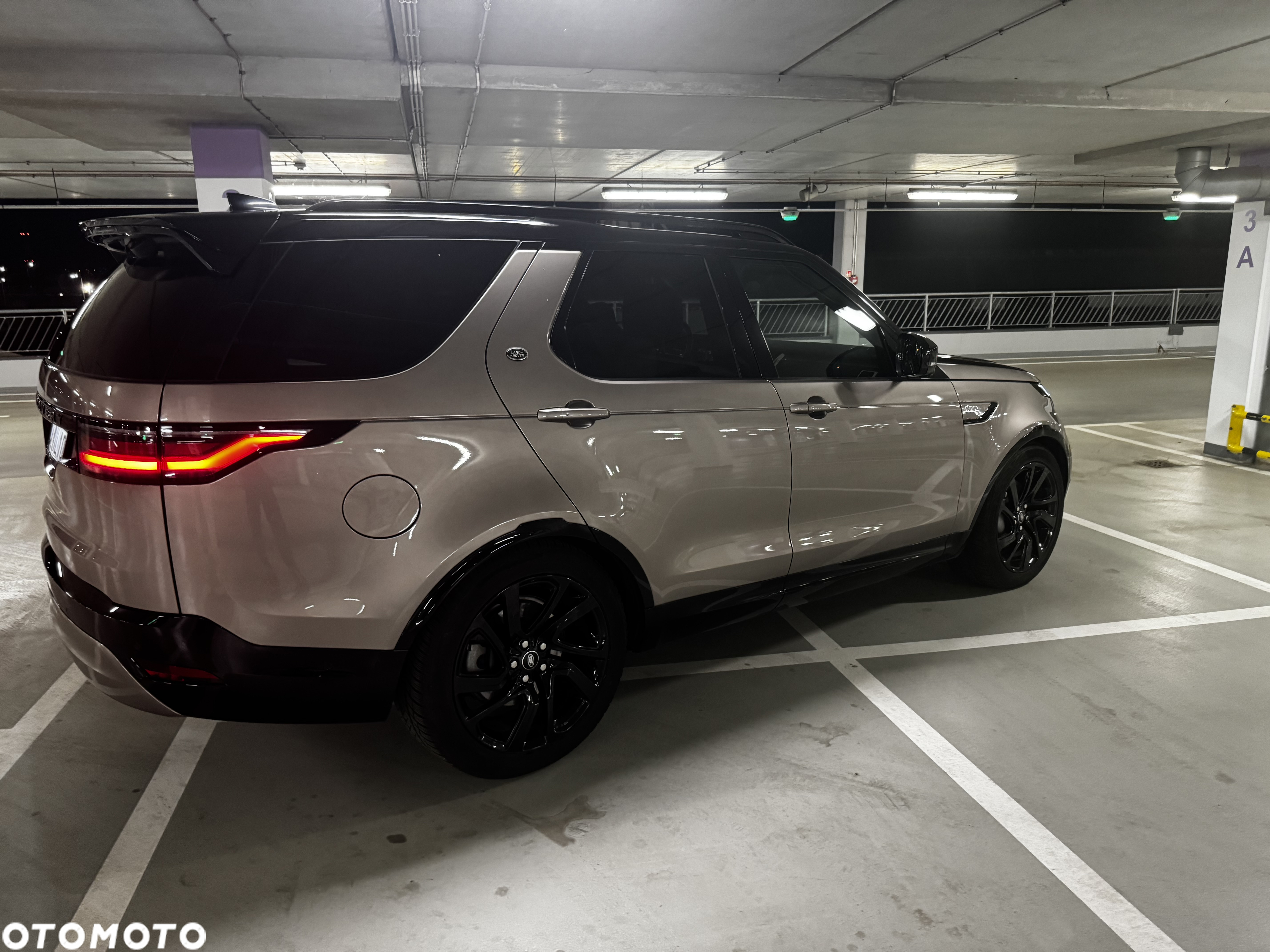 Land Rover Discovery - 20