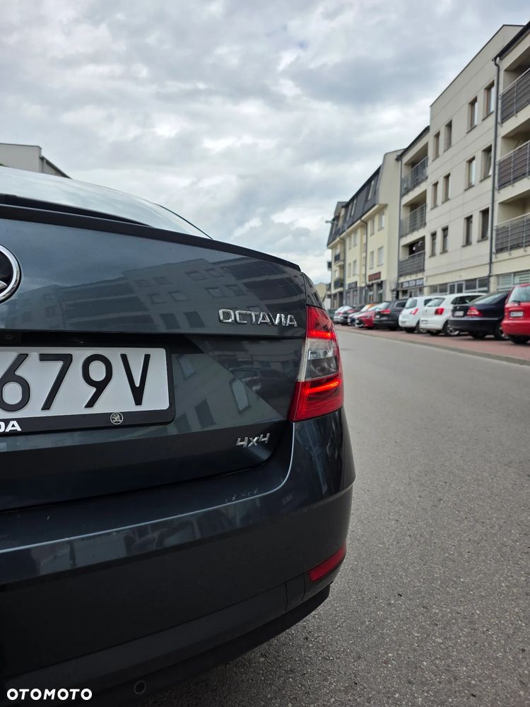 Skoda Octavia 1.8 TSI 4x4 Style DSG - 17