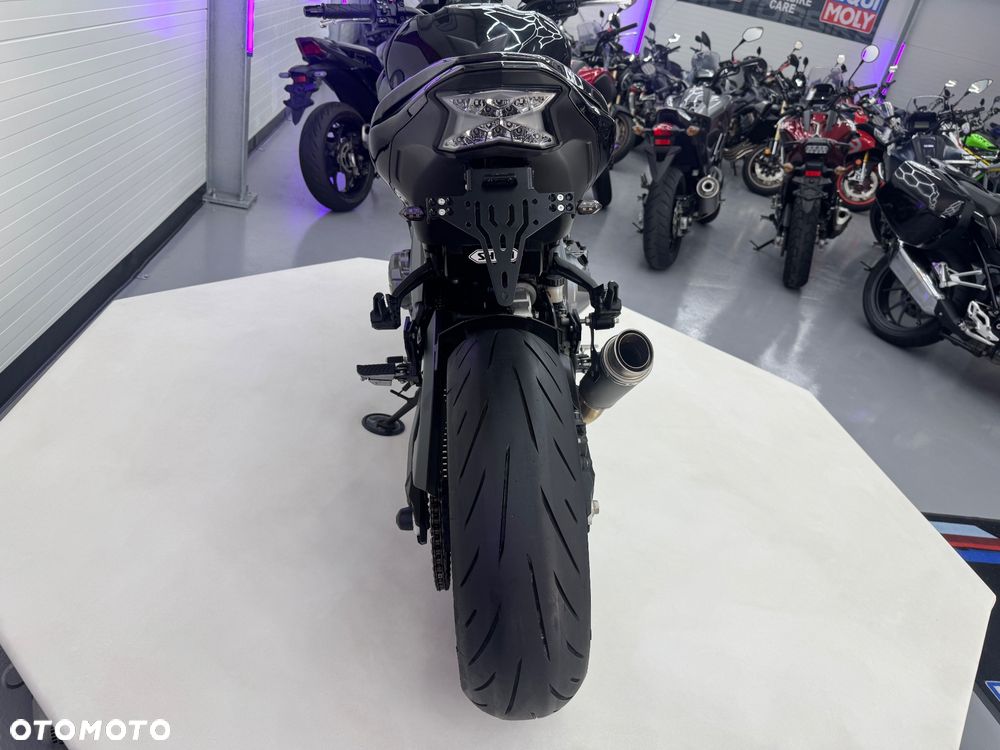 Kawasaki Z - 33