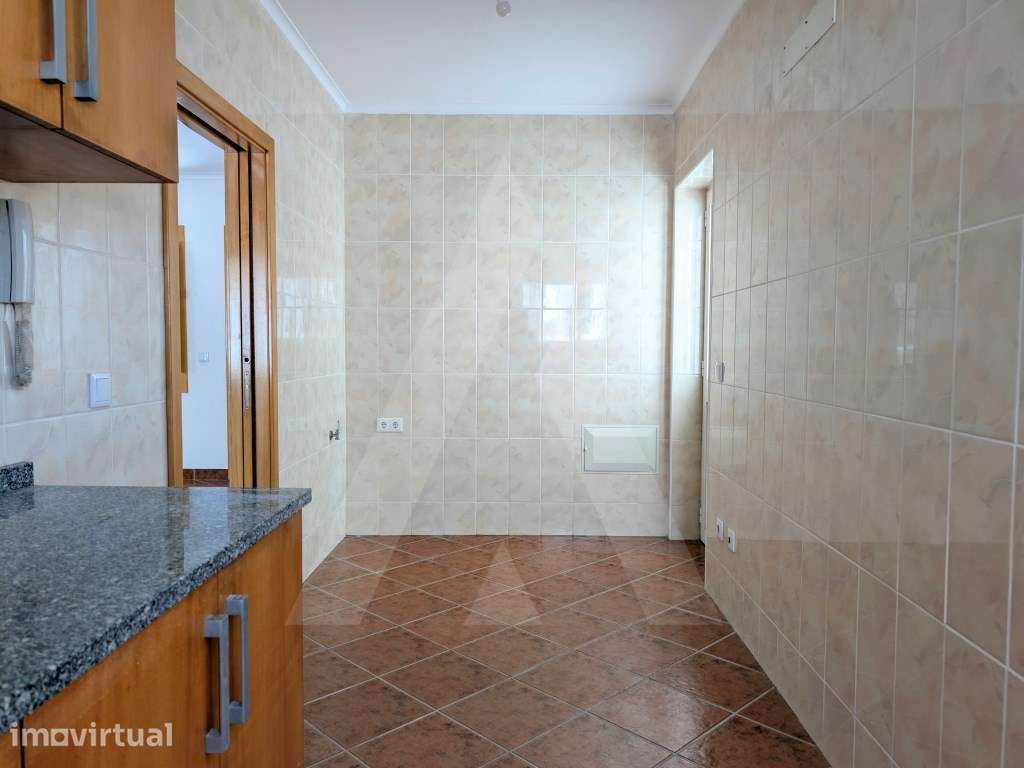 Moradia T2 com garagem em Albergaria-a-Velha - Grande imagem: 3/26